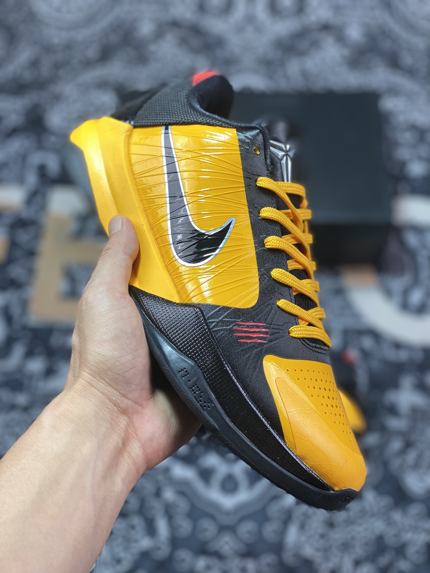 Zoom Kobe 5 Protro Bruce Lee