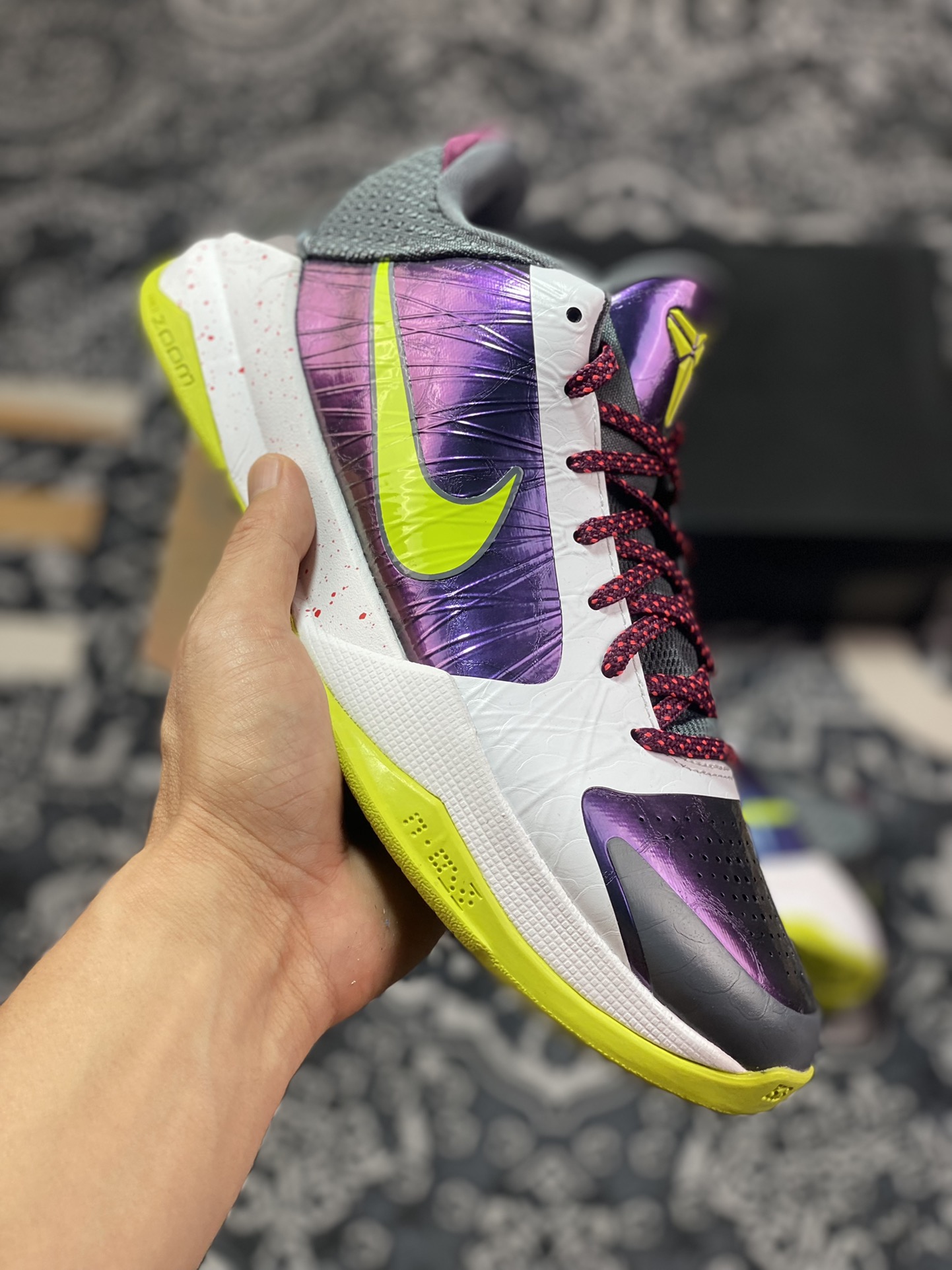 Zoom Kobe 5 Protro Chaos